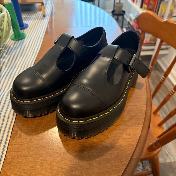 Dr. Martens Black Leather Bethan Shoes US Women’s size 9 - Picture 1 of 4